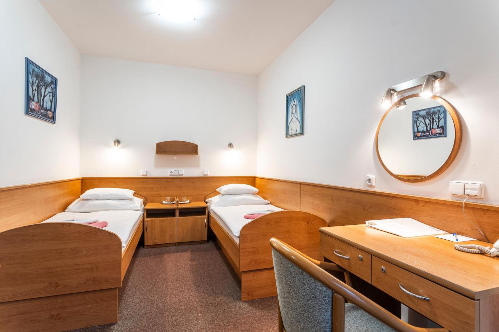 Hotel Luzice Jáchymov Zewnętrze zdjęcie